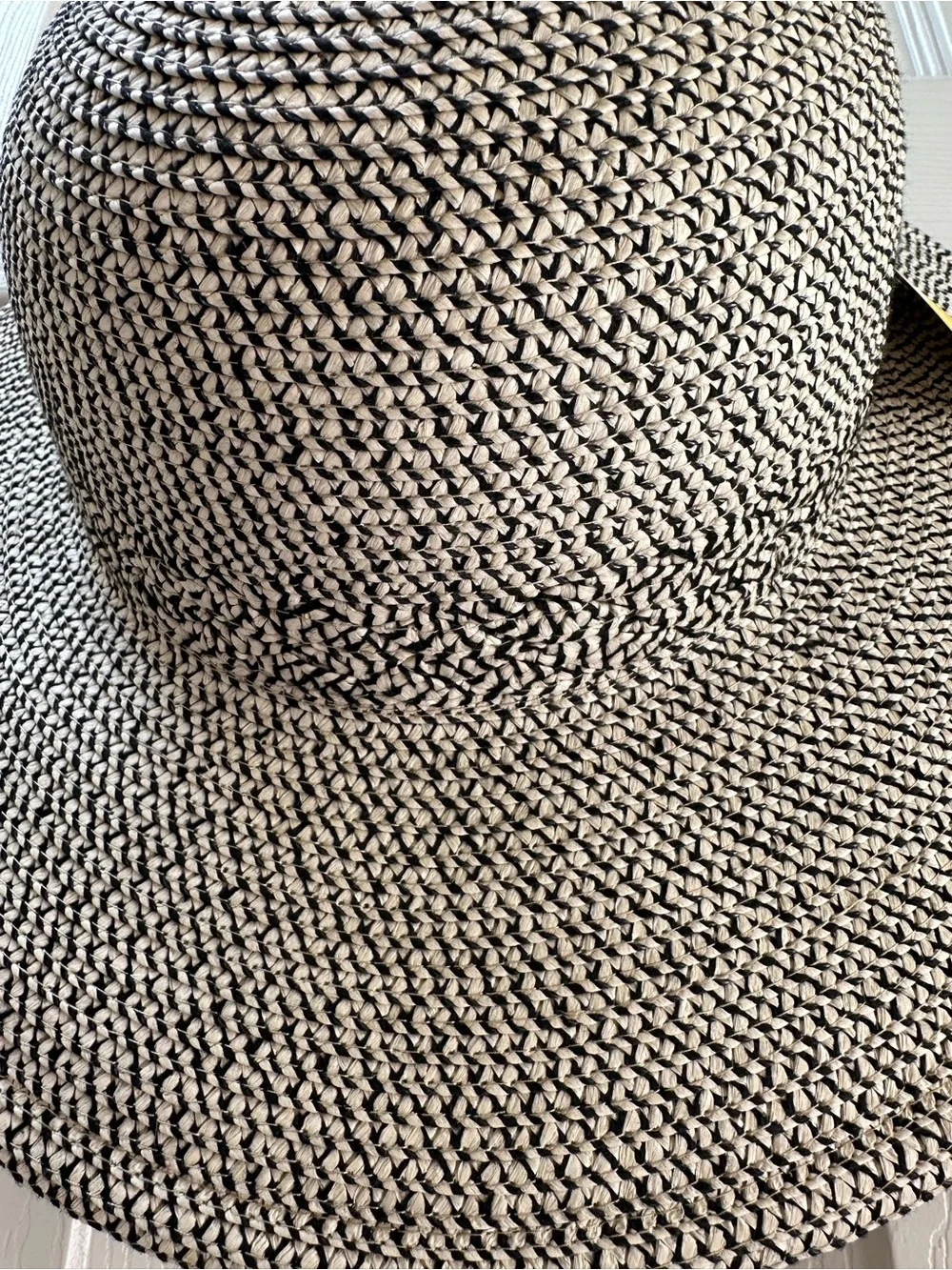 NWT Black & Tan Woven Sun Hat